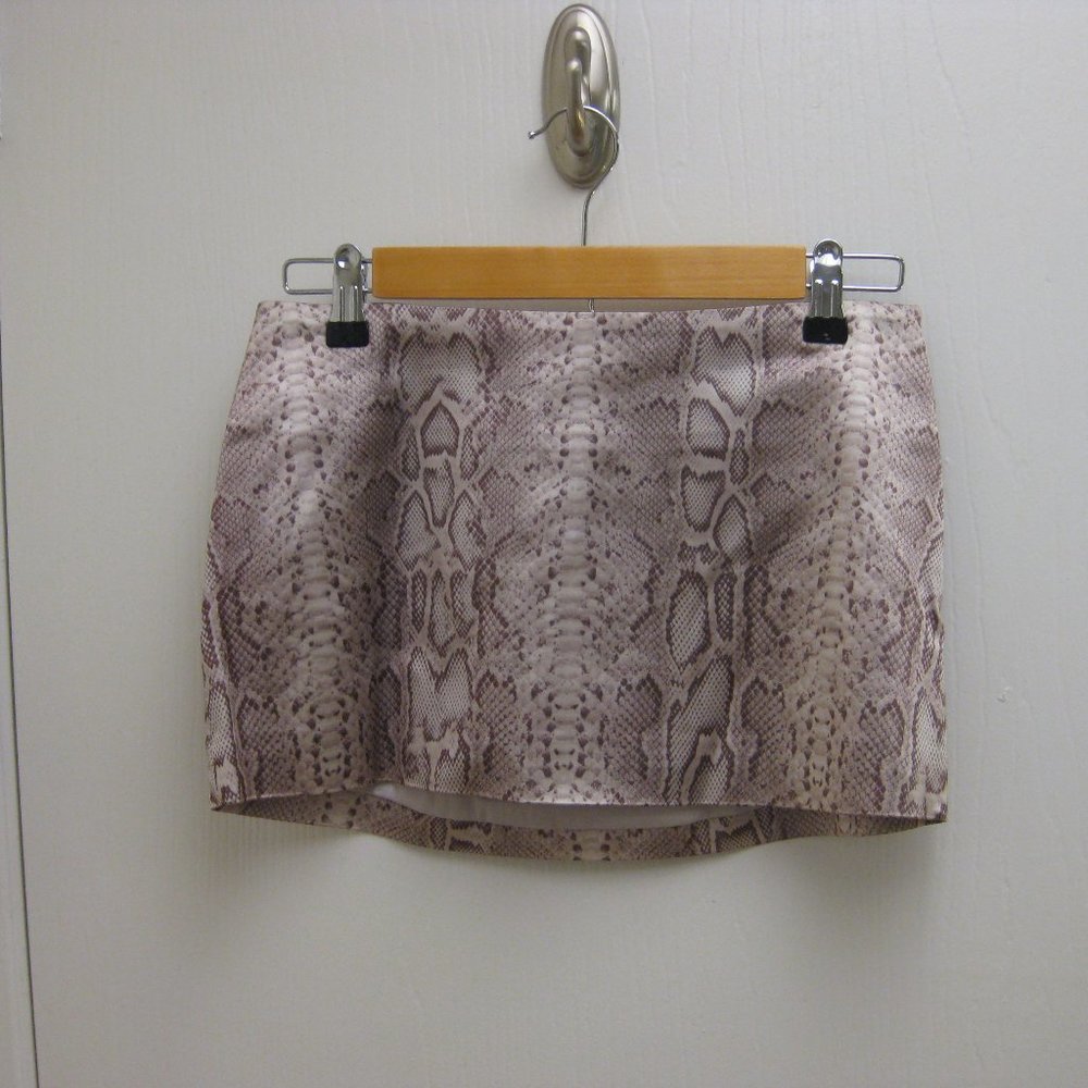 NWT Guess Marciano snakeskin satin mini skirt 0